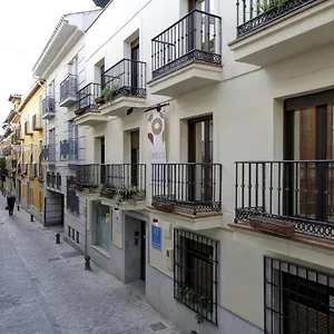 https://apartamentos-turisticos-centro.es-andalucia.com